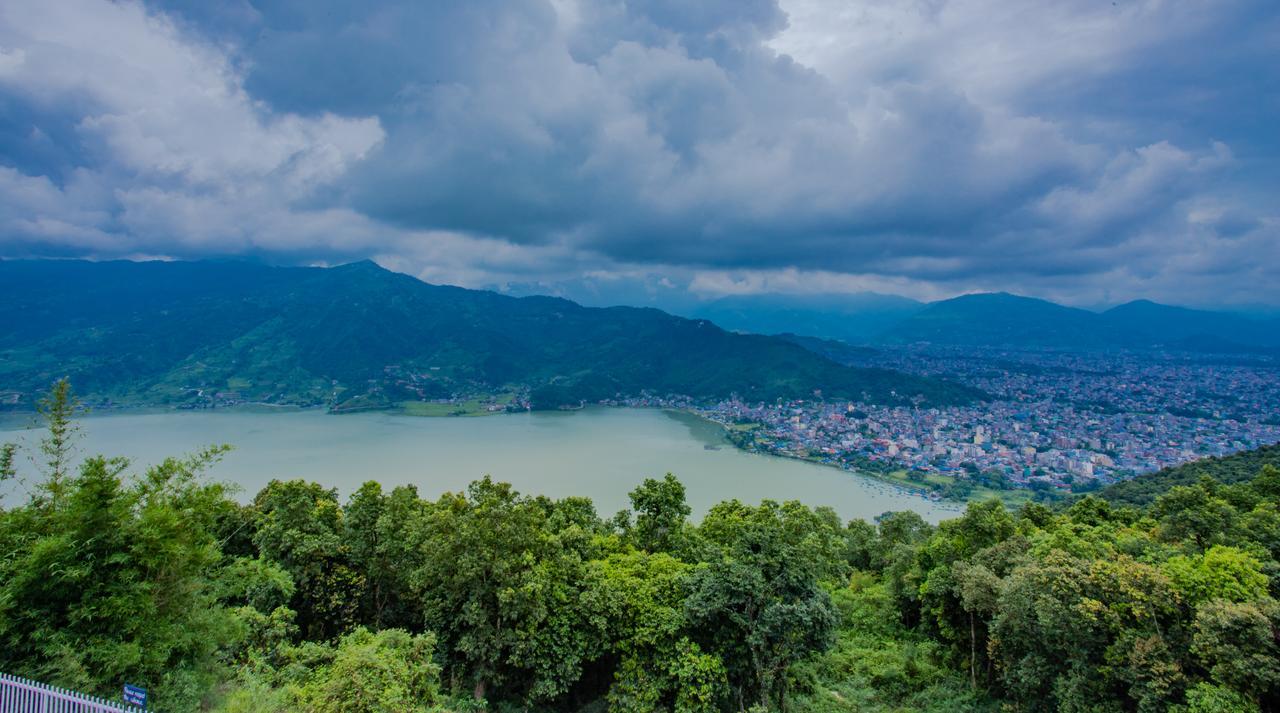 Hotel Romantica Pokhara Ngoại thất bức ảnh
