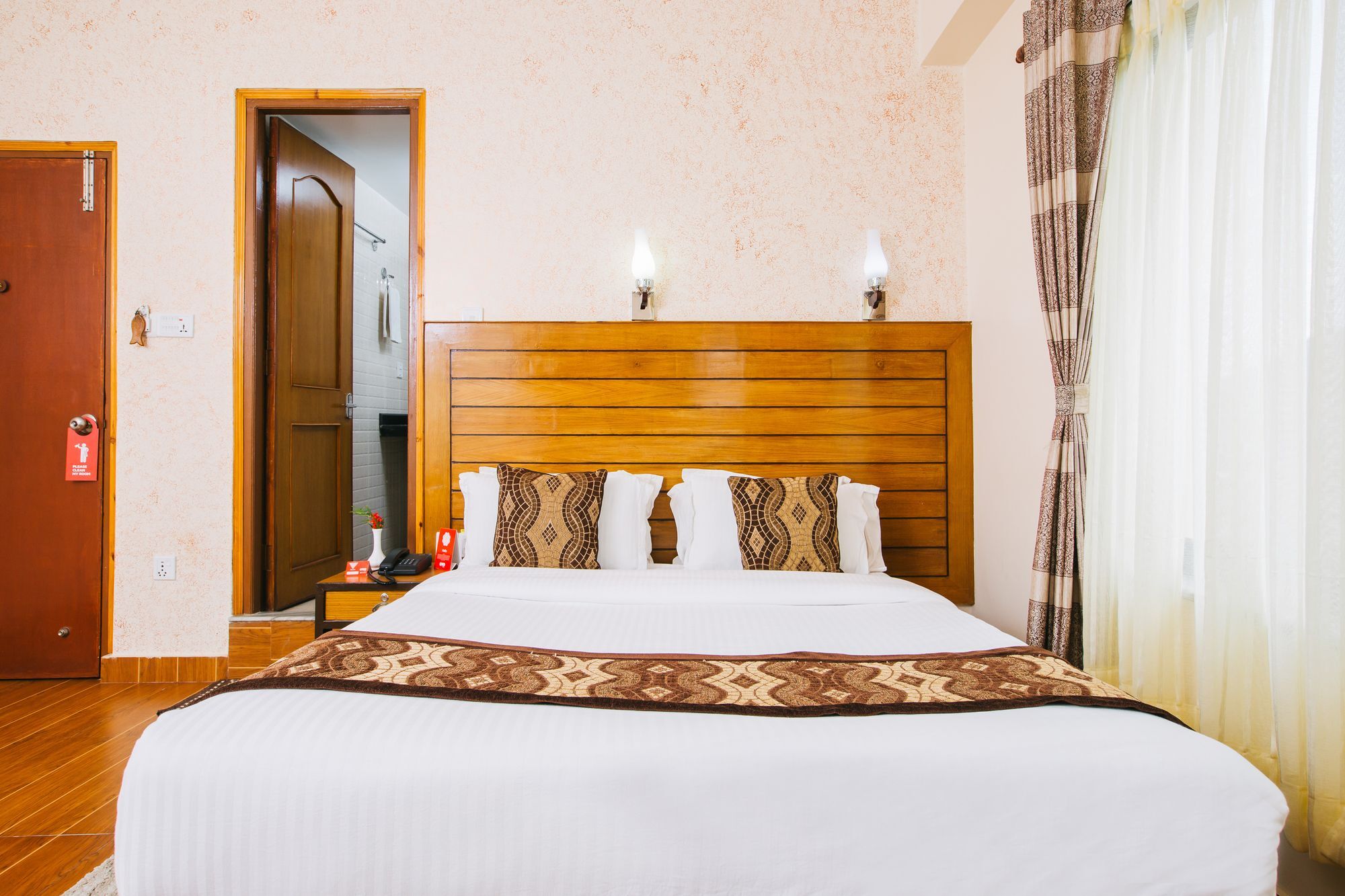 Hotel Romantica Pokhara Ngoại thất bức ảnh