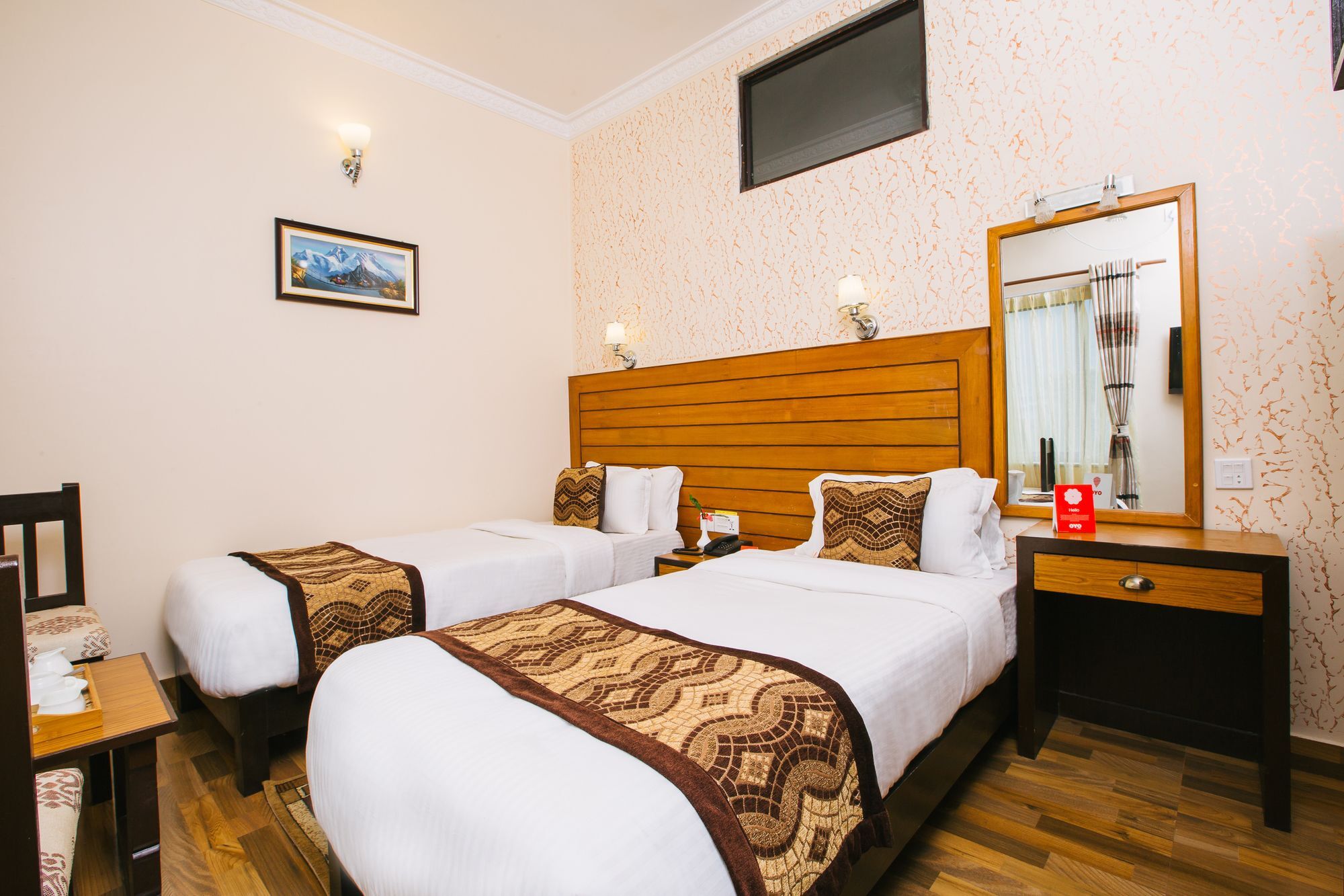 Hotel Romantica Pokhara Ngoại thất bức ảnh